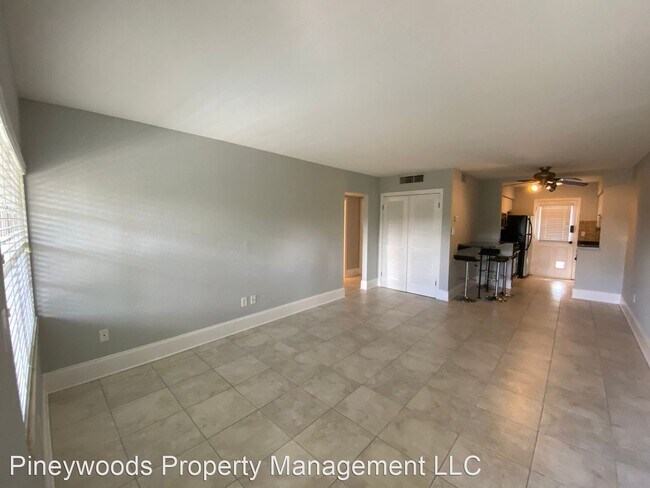 Building Photo - 2 br, 2 bath House - 208 Danube Avenue #202