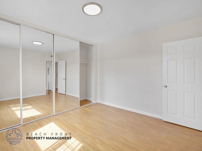 Foto del edificio - 8306 W Manchester Ave