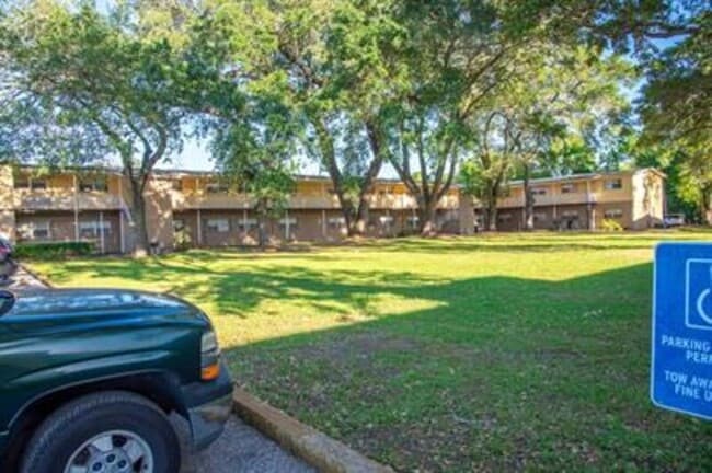 Foto del edificio - 3099 Orange Center Blvd