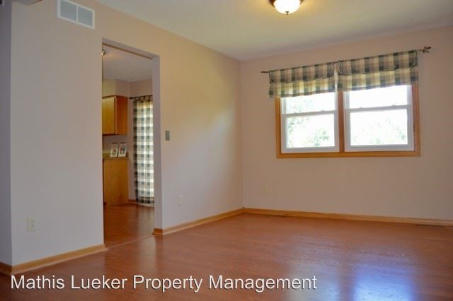 Foto del edificio - 701 Knollwood St