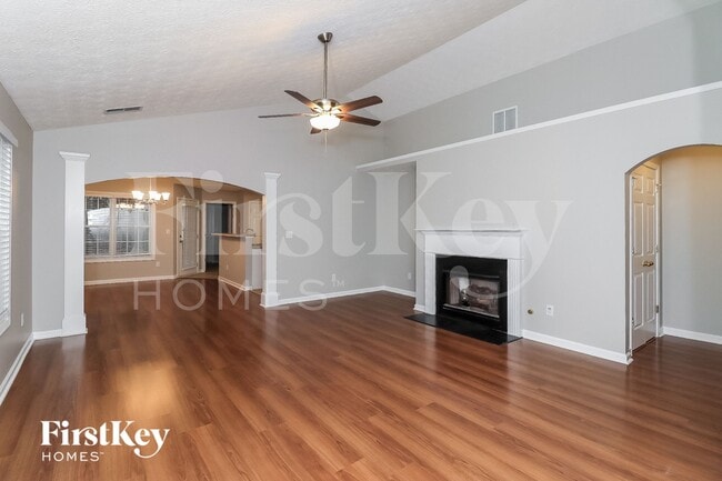 Foto del edificio - 3077 Heatherbrook Trce