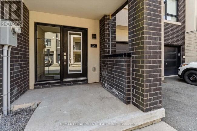Building Photo - 1121 Cooke Blvd.