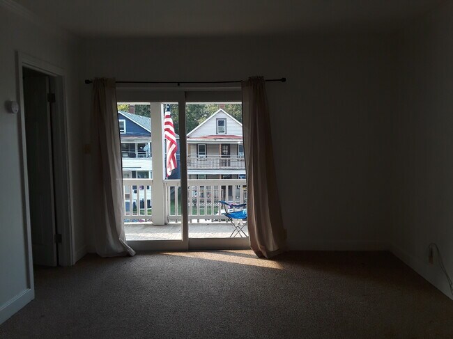 Foto del edificio - 715 E 4th St