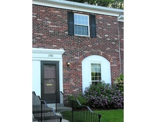 Building Photo - 1506 Windsor Dr N