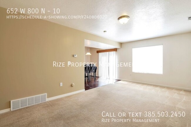Building Photo - 652 W 800 N