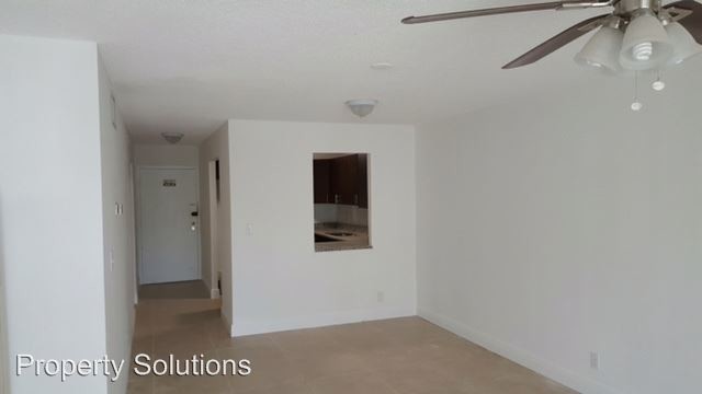 Building Photo - 2017 NW 46th Ave