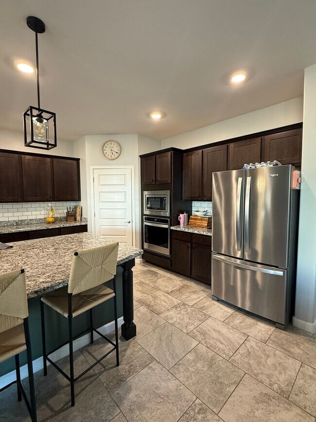 Building Photo - Spacious 4BR House in Oro Valley