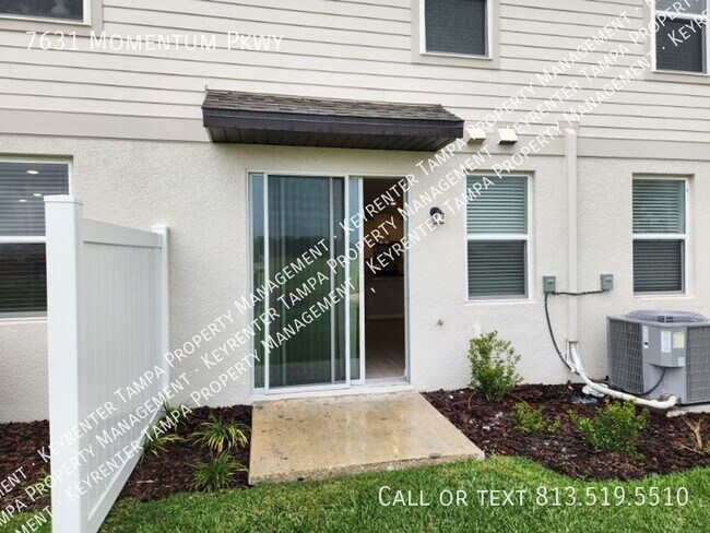 Building Photo - 3 Bed/ 2.5 Bath Home!
