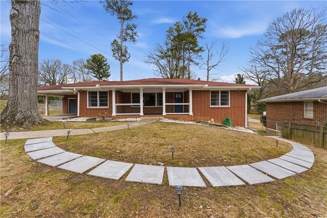 Building Photo - 2393 Lilla Cir SW