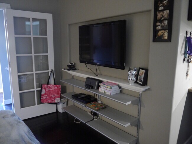 Part of master bedroom - 538 W 6th St