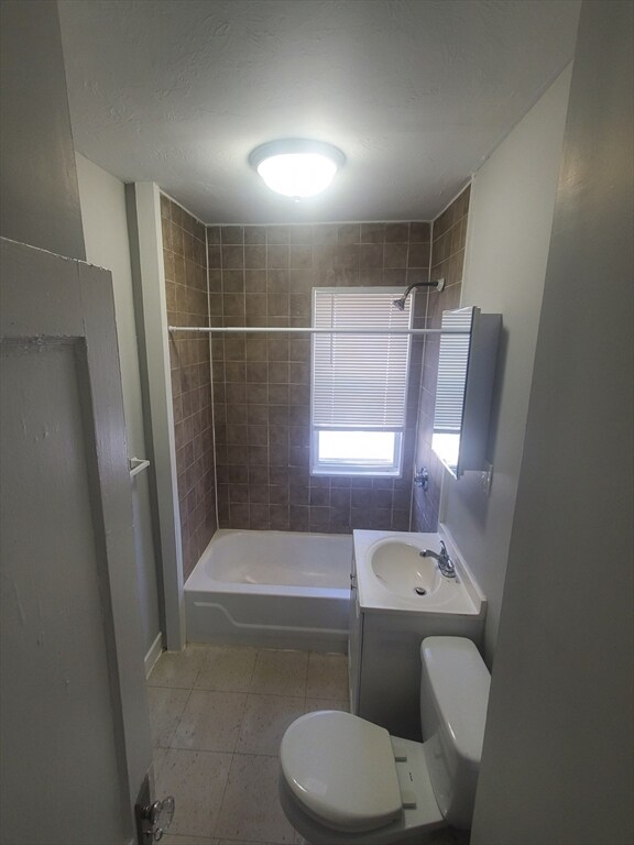Building Photo - 79 Rosseter St