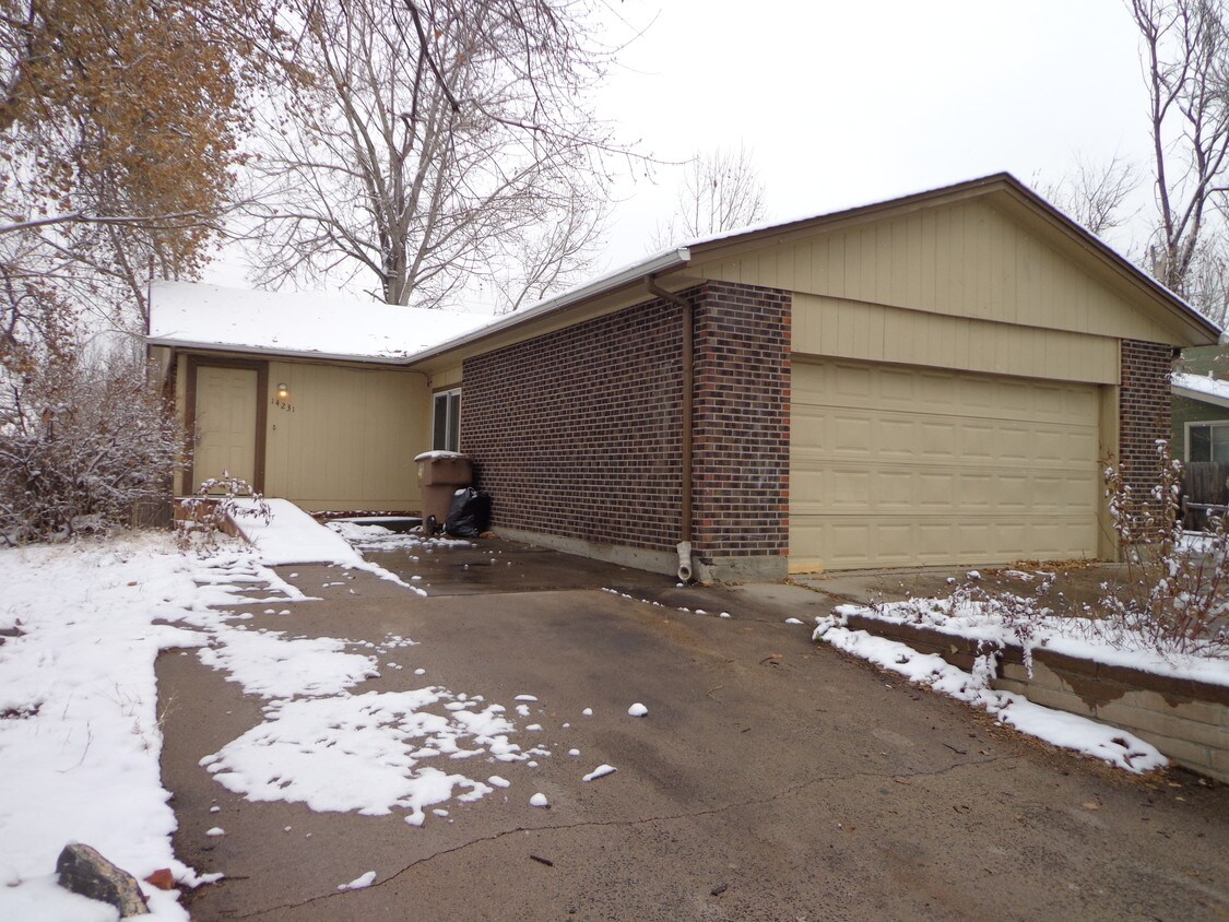 14231 E 22nd Pl, Aurora, CO 80011 House Rental in Aurora, CO