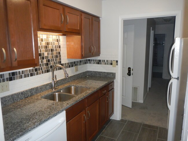 123 S Regency Dr Unit 106 Bloomington Il 61701 Condo For Rent
