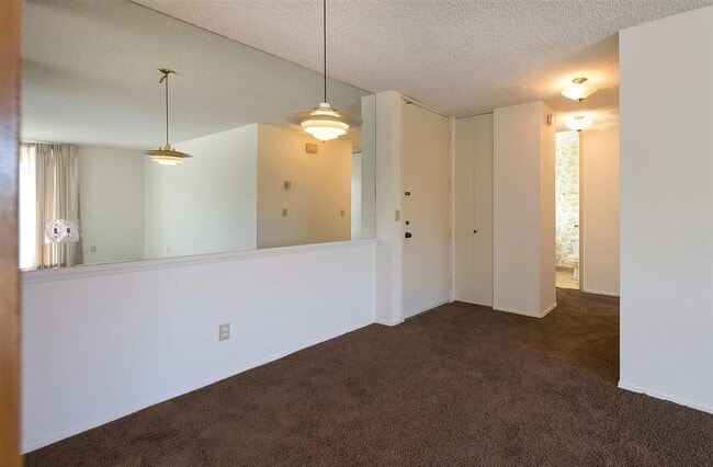 Foto del edificio - 6333 La Jolla Blvd