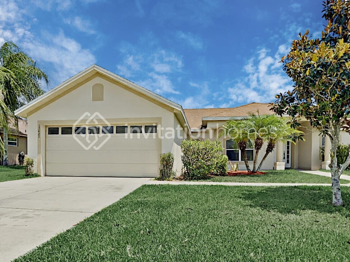 Primary Photo - 13027 Antique Oak St