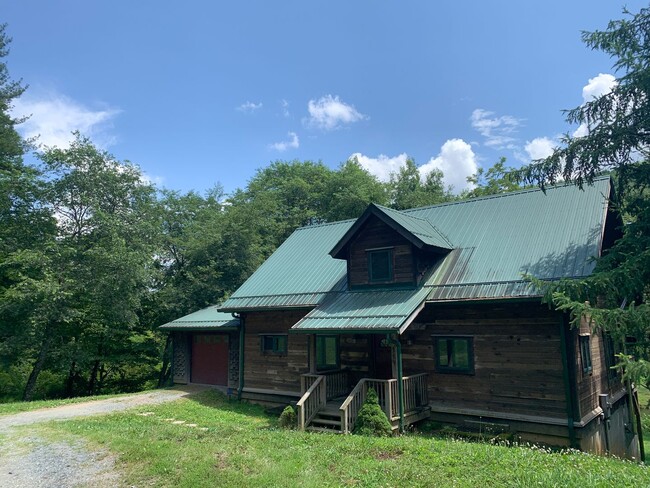 Photo - 504 Stuart Williams Rd House