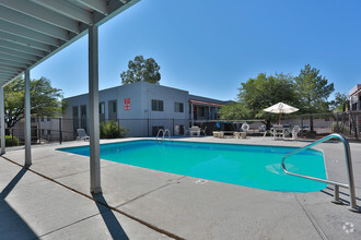 Mountain Lakes Apartments Rentals - Tucson, AZ | Apartments.com