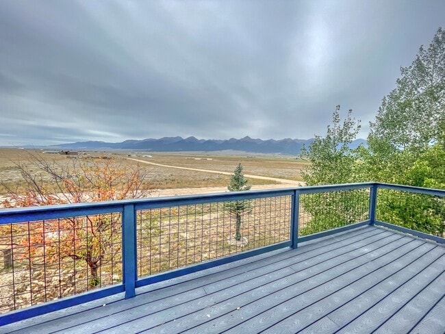 Front deck views - 515 S 5th St
