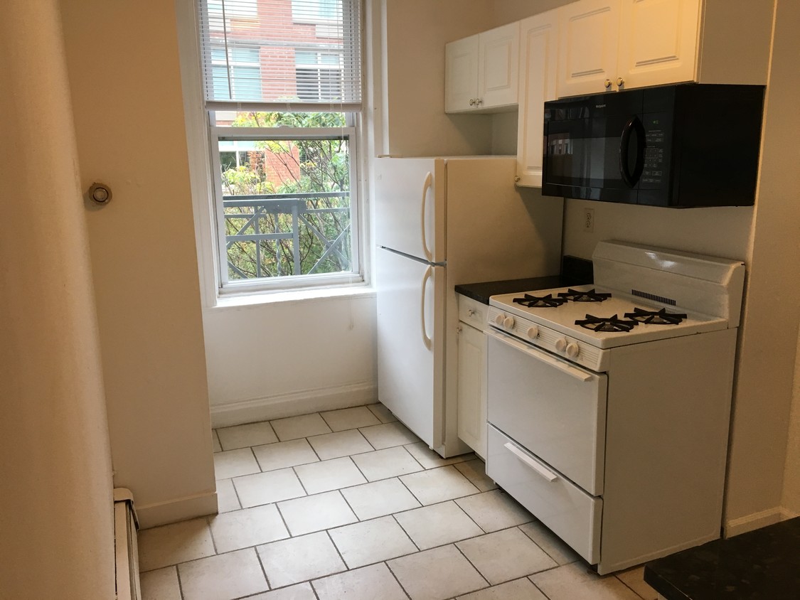 Primary Photo - 112 14th St