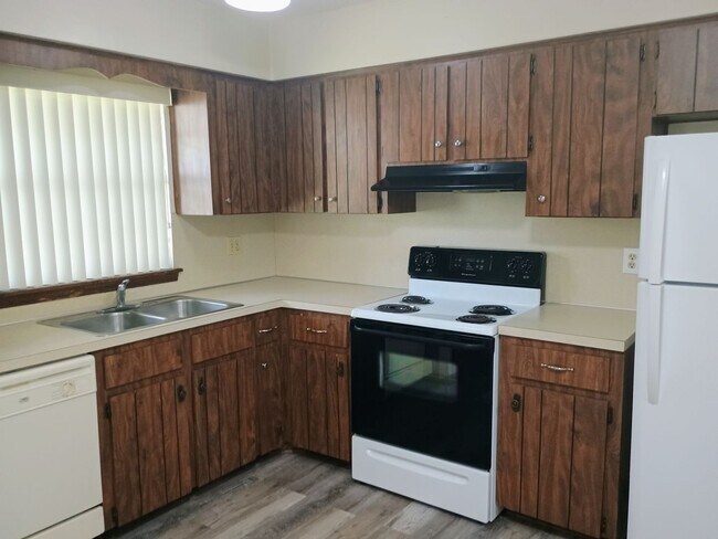 Foto del edificio - #664 Village