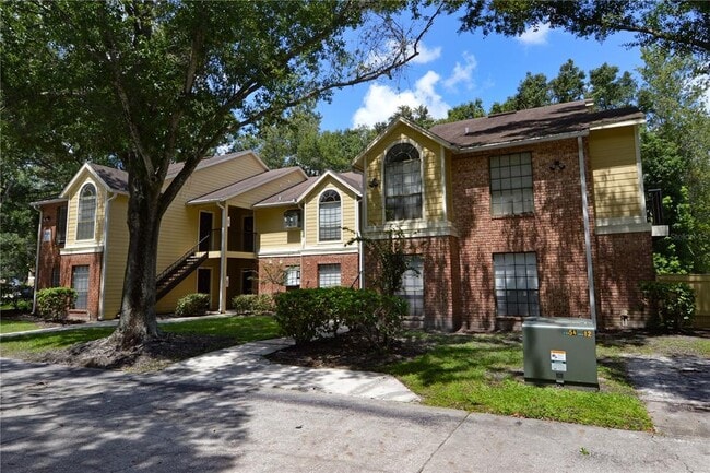 Building Photo - 8630 Mallard Reserve Dr