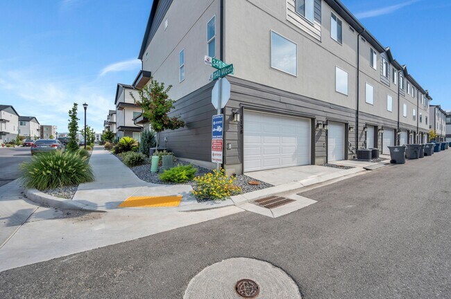 Building Photo - 1138 W E 340 S