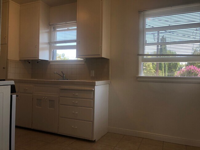 Foto del edificio - 11474 1/2 Cumpston St