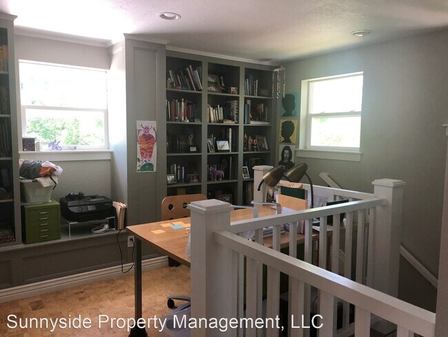 Foto del edificio - 4 br, 3 bath House - 1305 Georgetown Road