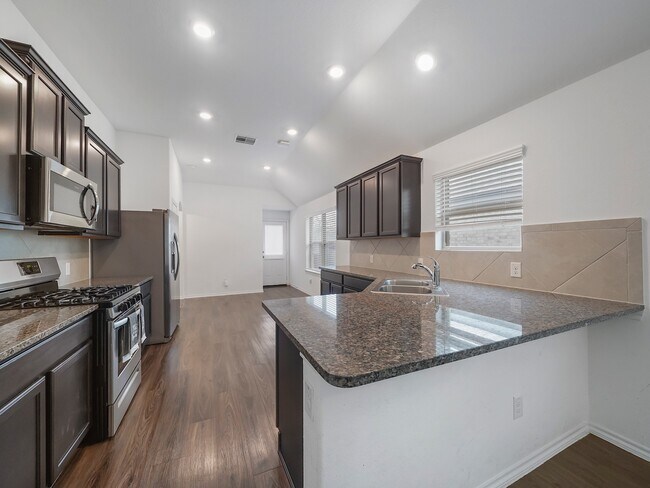 Foto del edificio - 25554 Pitchfork Ranch Pl