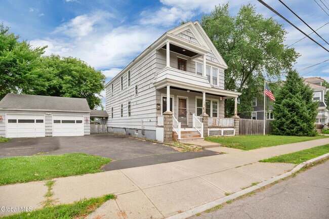 Foto del edificio - 2139 Foster Ave