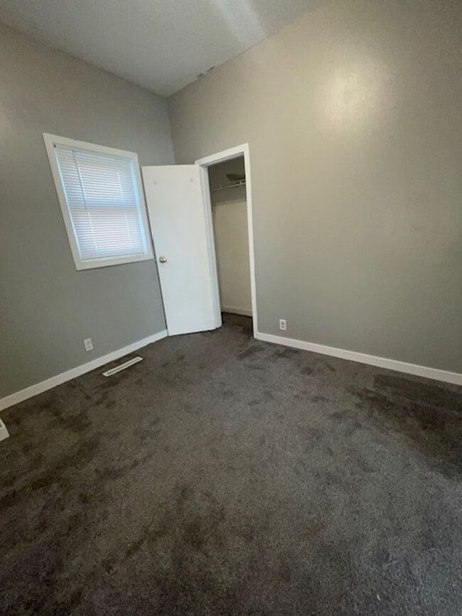 Foto del edificio - Coming Soon!