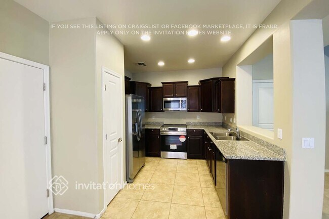 Foto del edificio - 615 S Buena Vista Ave