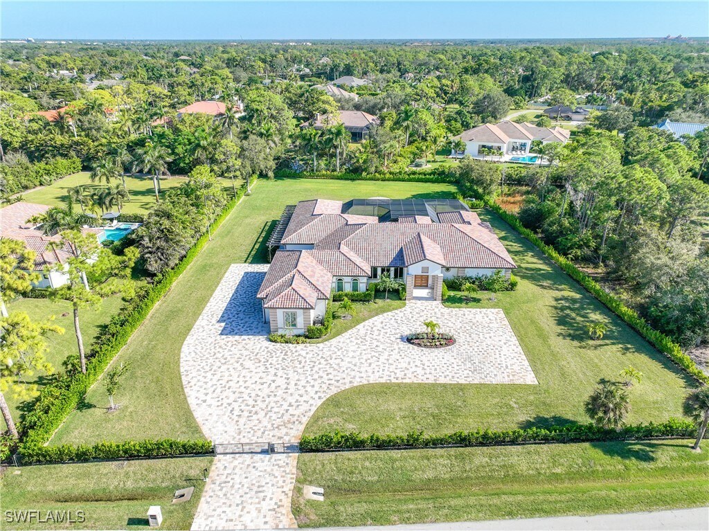 Building Photo - 590 Carica Rd