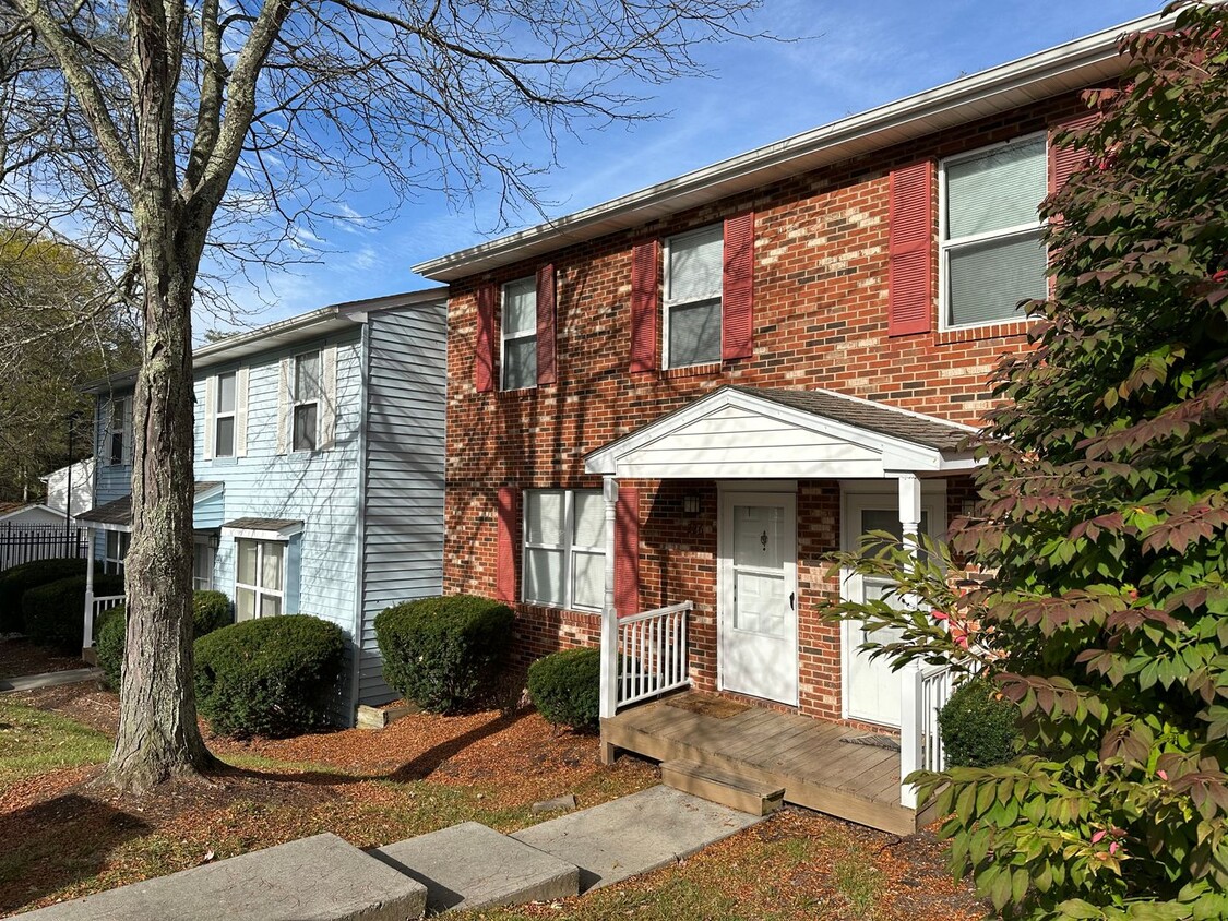 206 Pheasant Run Drive - Rizk - Apartment for Rent in Blacksburg, VA ...