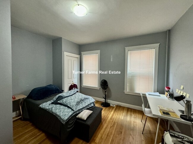 Foto del edificio - 374 Prospect St