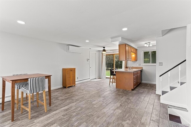 Photo - 25690 Glamorgan Dr House