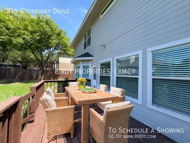 Foto del edificio - 815 Stoneway Dr