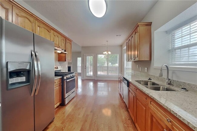 Building Photo - 11085 Taylors Spring Pl