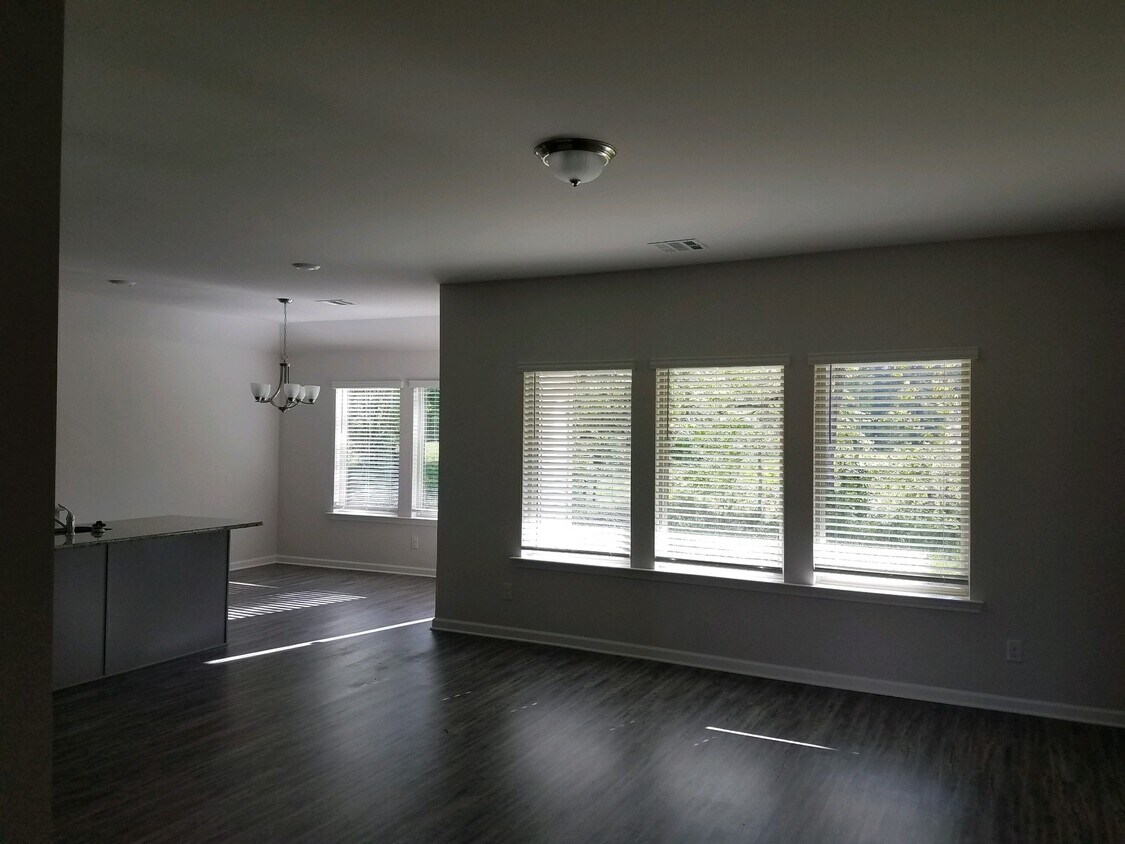 Foto del edificio - 75032 Crestview Hls Lp