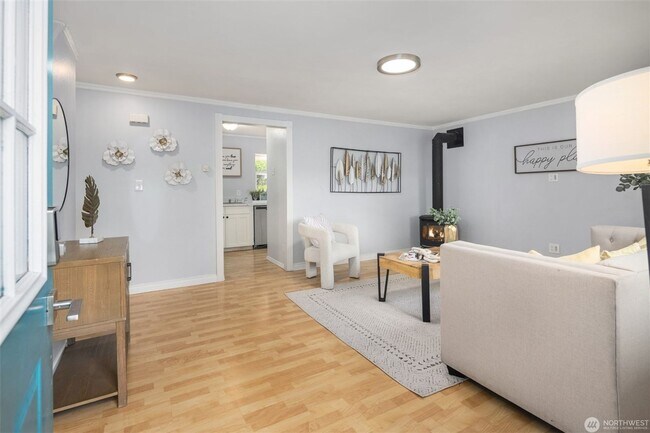 Foto del edificio - Kirkland 4 bedrooms 2 bathrooms single family house. Lake Washington School district. Close to To...