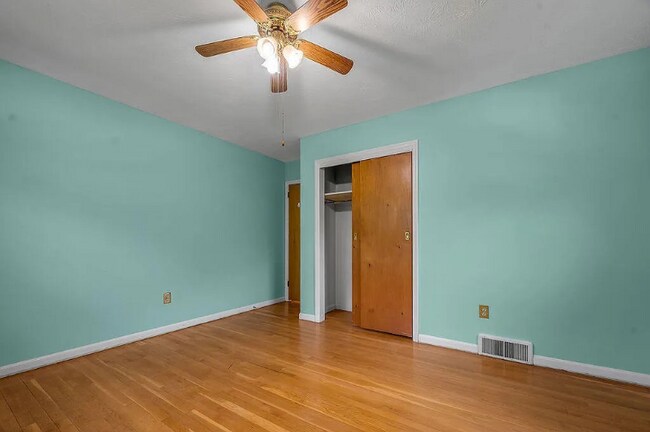 Foto del edificio - 1184 Devonport Cir