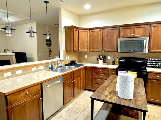 Building Photo - 2177 Cape Hatteras Dr