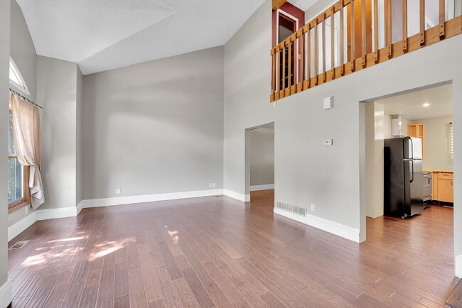 Building Photo - $3,095.00, 4-bed, 2.5-bath located in West...