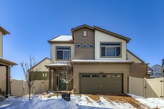 Building Photo - 9335 Arklow Wy