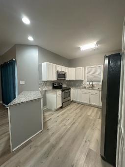 Foto del edificio - 518 Caldwell Loop