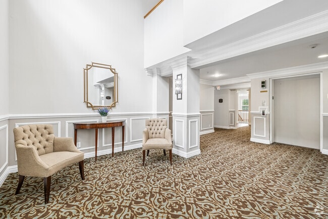 Lobby Photo - Cedar Street Commons - Senior Living Community