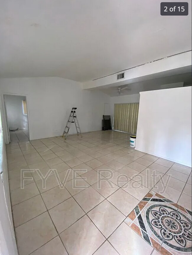 Foto del edificio - 14931 NE 7th Ct