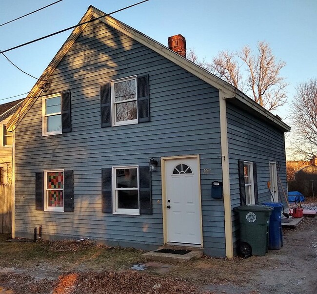 Building Photo - 108 Mill Ln