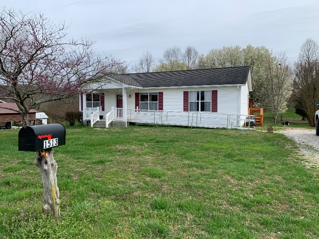 Building Photo - 1513 Candace Dr