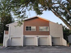 Building Photo - 2796 Curry Ford Rd